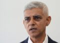 Londen burgemeester Khan opgelicht in belastingzaak auto