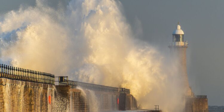 Hoe worden nieuwe stormnamen gekozen en waarom?